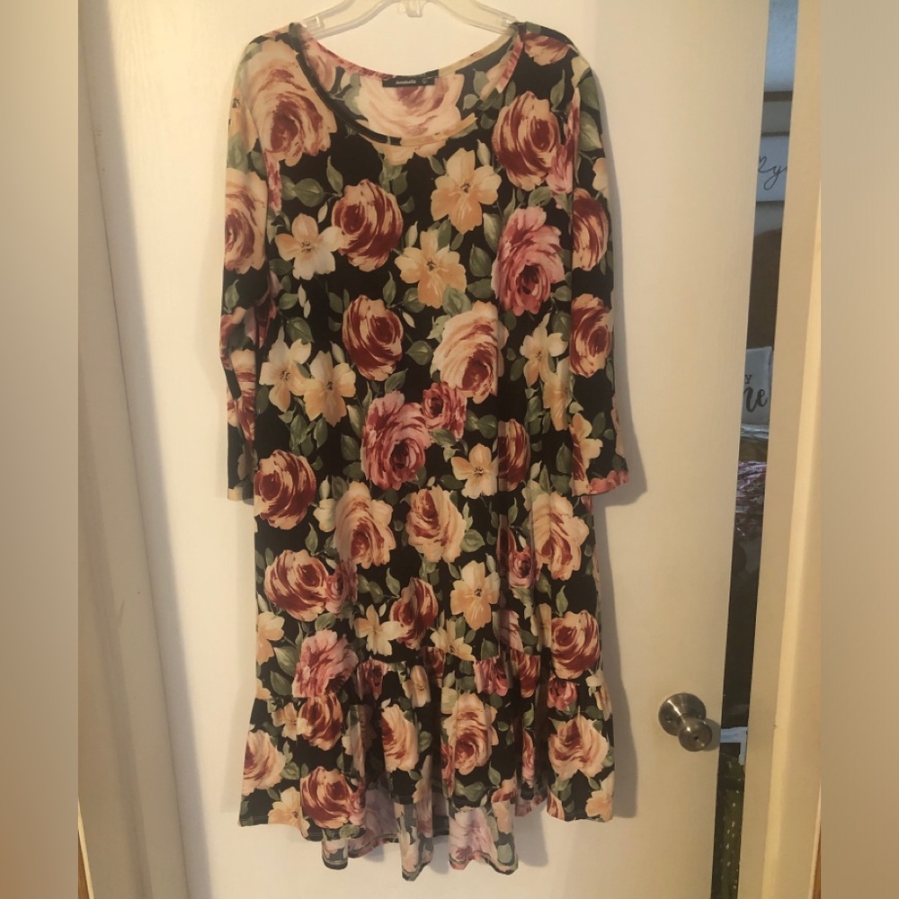 Annabelle Large floral hi low top tunic